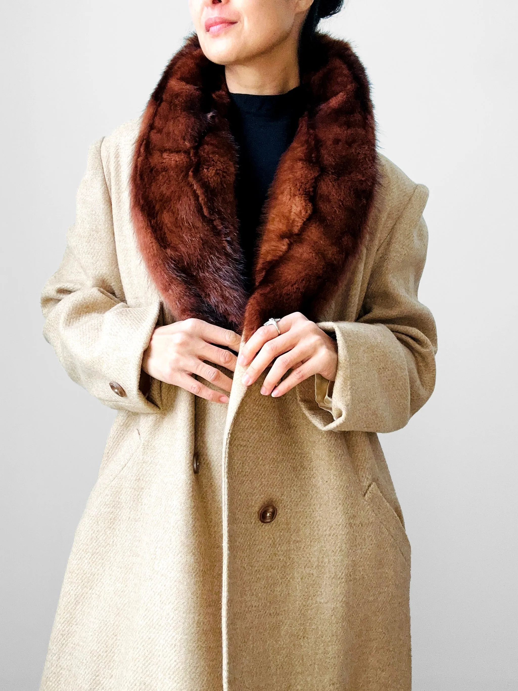 1960s - 1970s Light Oatmeal Tweed Fur Collar Overcoat - Sz. M/L