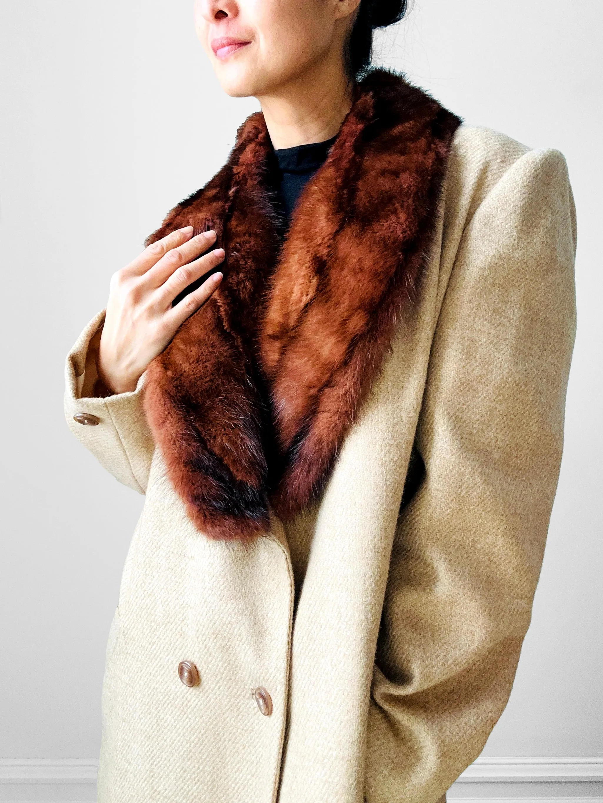 1960s - 1970s Light Oatmeal Tweed Fur Collar Overcoat - Sz. M/L