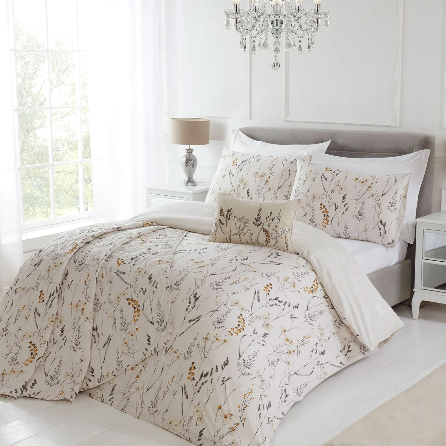 Becky Natural Floral Quilted Throw (240cm x 160cm)
