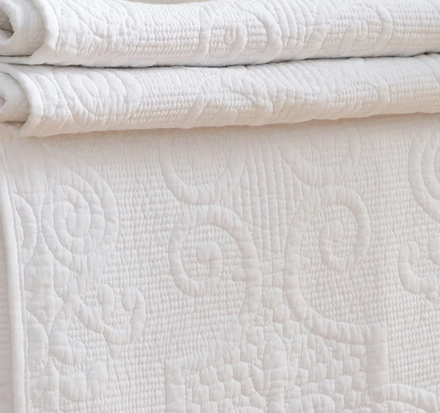 Boutique 135x155cm Throw Rug White