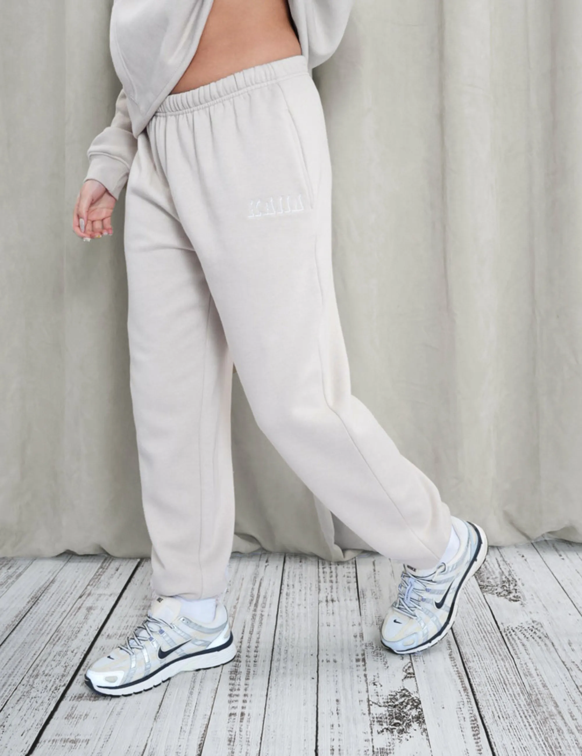 Kaiia Shadow Logo Cuffed Joggers Stone