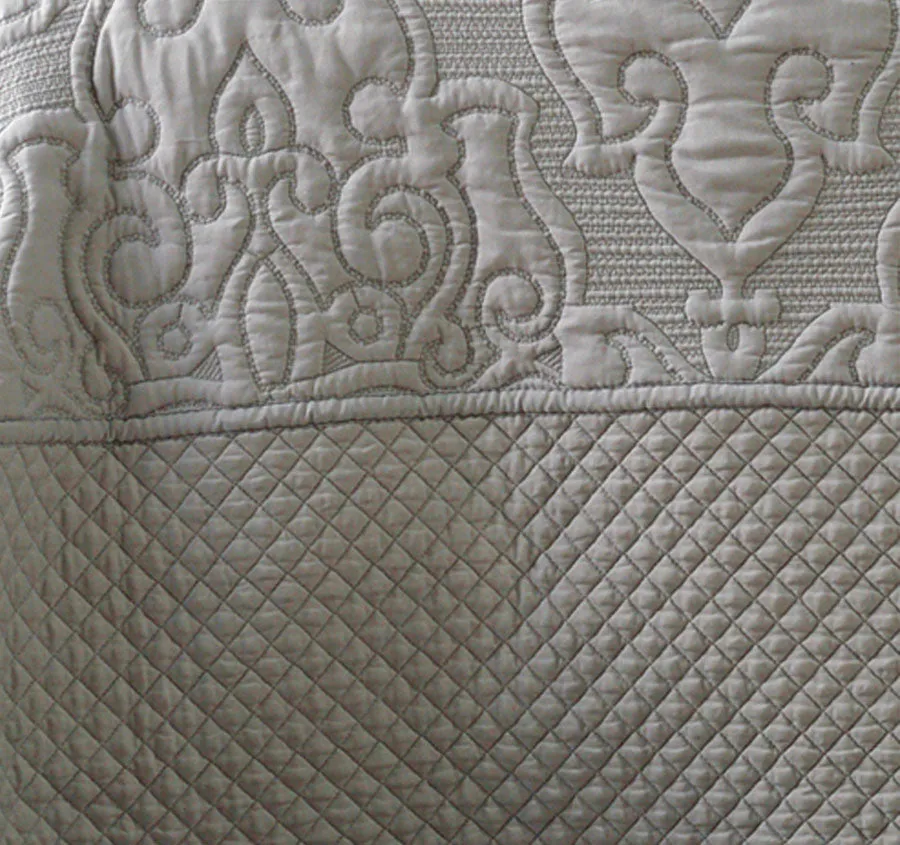 Laurent Bedspread Set Range Silver