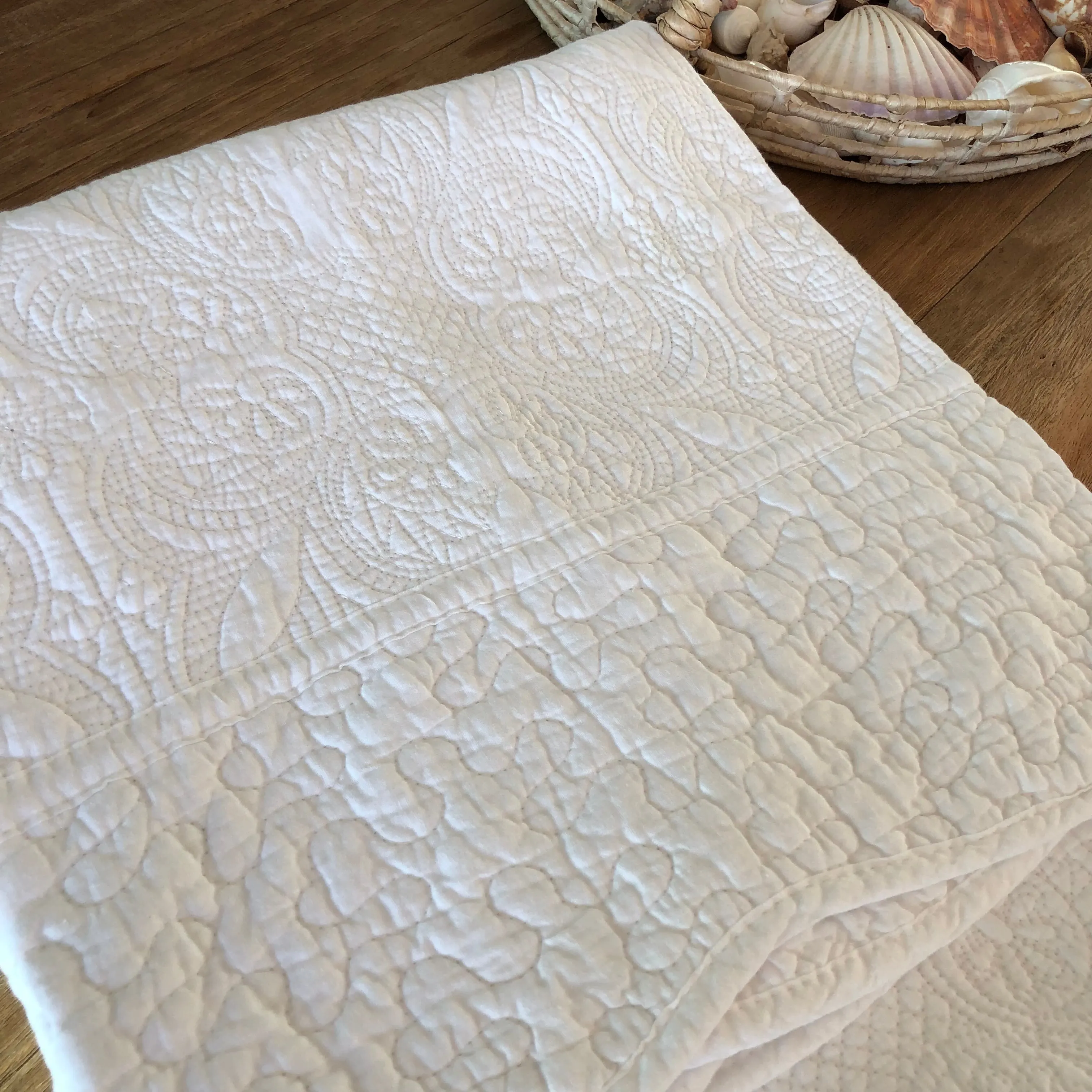 Marcella Antique White Quilted Cotton Throw Rug