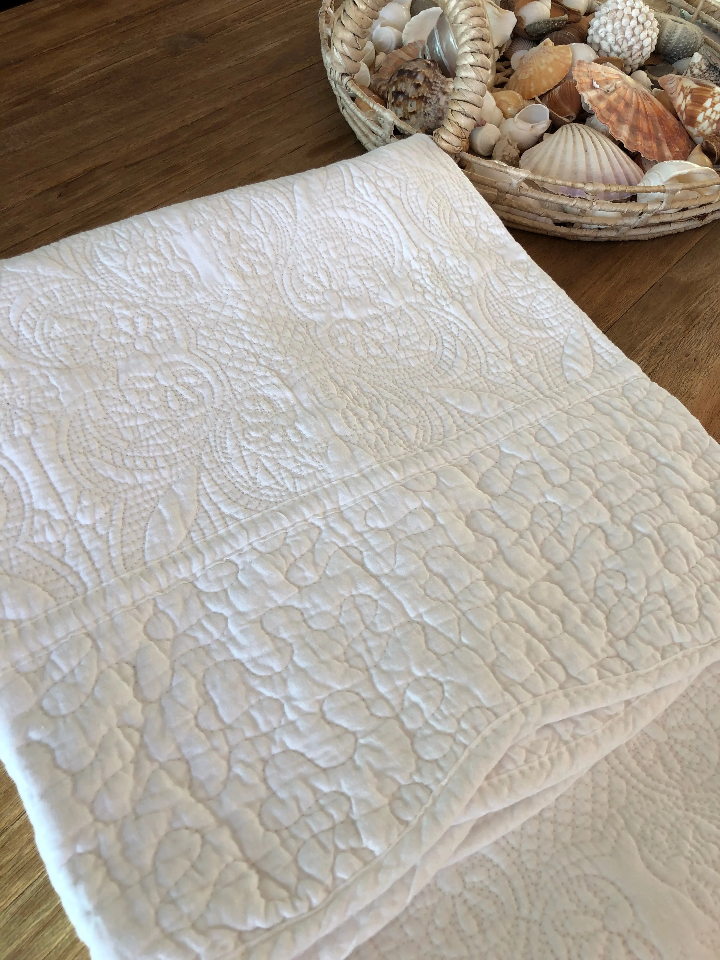 Marcella Antique White Quilted Cotton Throw Rug