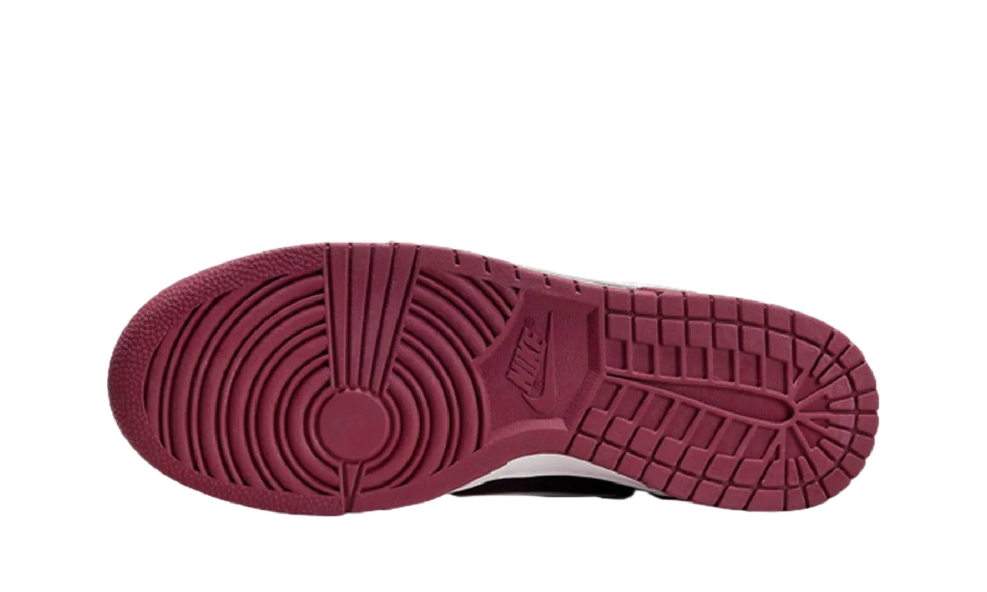 Nike Dunk Low "Beetroot"