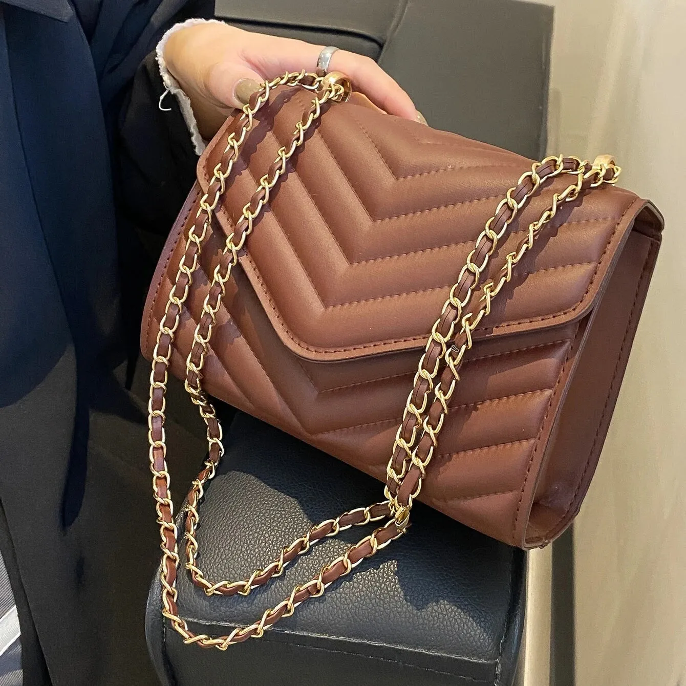 Quilted Pattern Flap Chain Square Bag